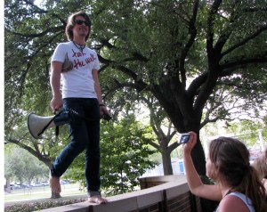 Taylor talking to fans after the walk